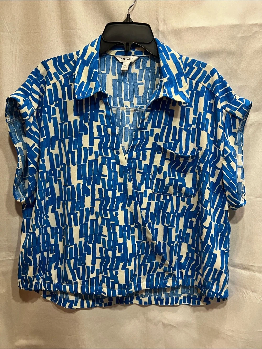 Nine West Cap Sleeve Blouse Crossover White Bright Blue Abstract Print Size XL